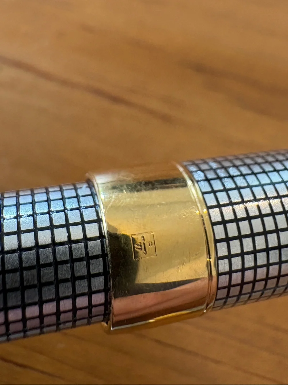 Parker Sonnet Ciselé Chiselled Silver Fountain Pen & Ballpoint Set 18K Gold Nib